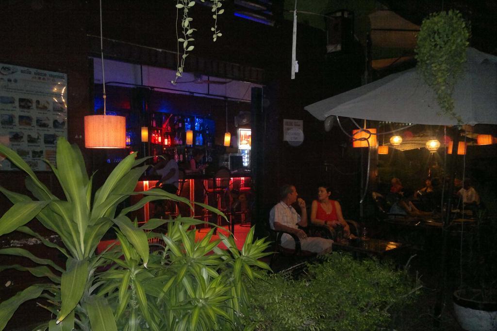 White River II Hostel Phnom Penh Exterior foto
